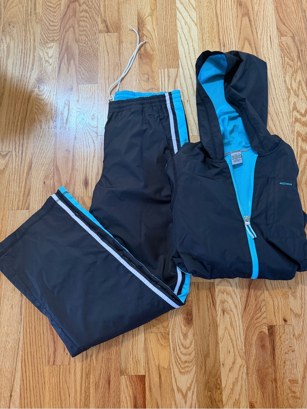 Oleg Cassini Sport Black Hoodie Jacket and Track Pants with Turquoise Trim